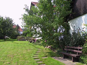 Haus Hofwiese Garten 202  fur Internet